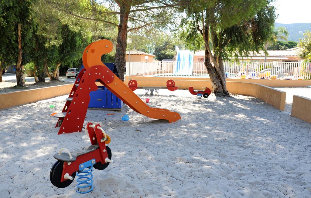 Camping Les Castors Calvi  Dış mekan fotoğraf